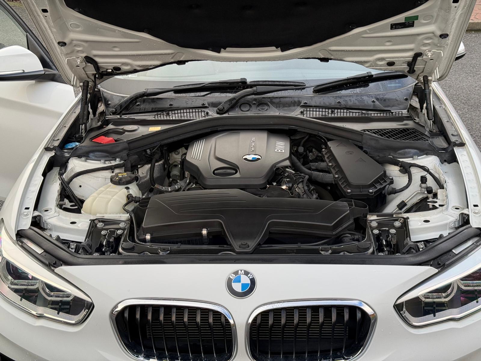 BMW 118d - infotainment