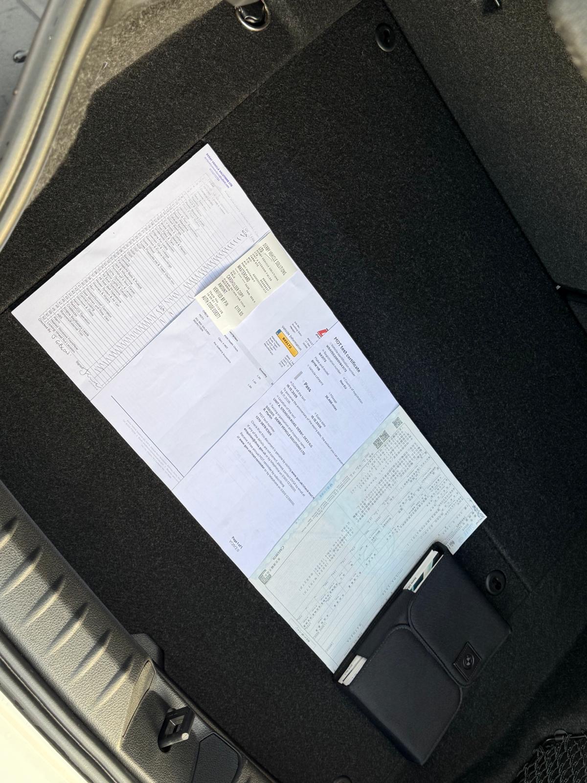 BMW 118d - boot space