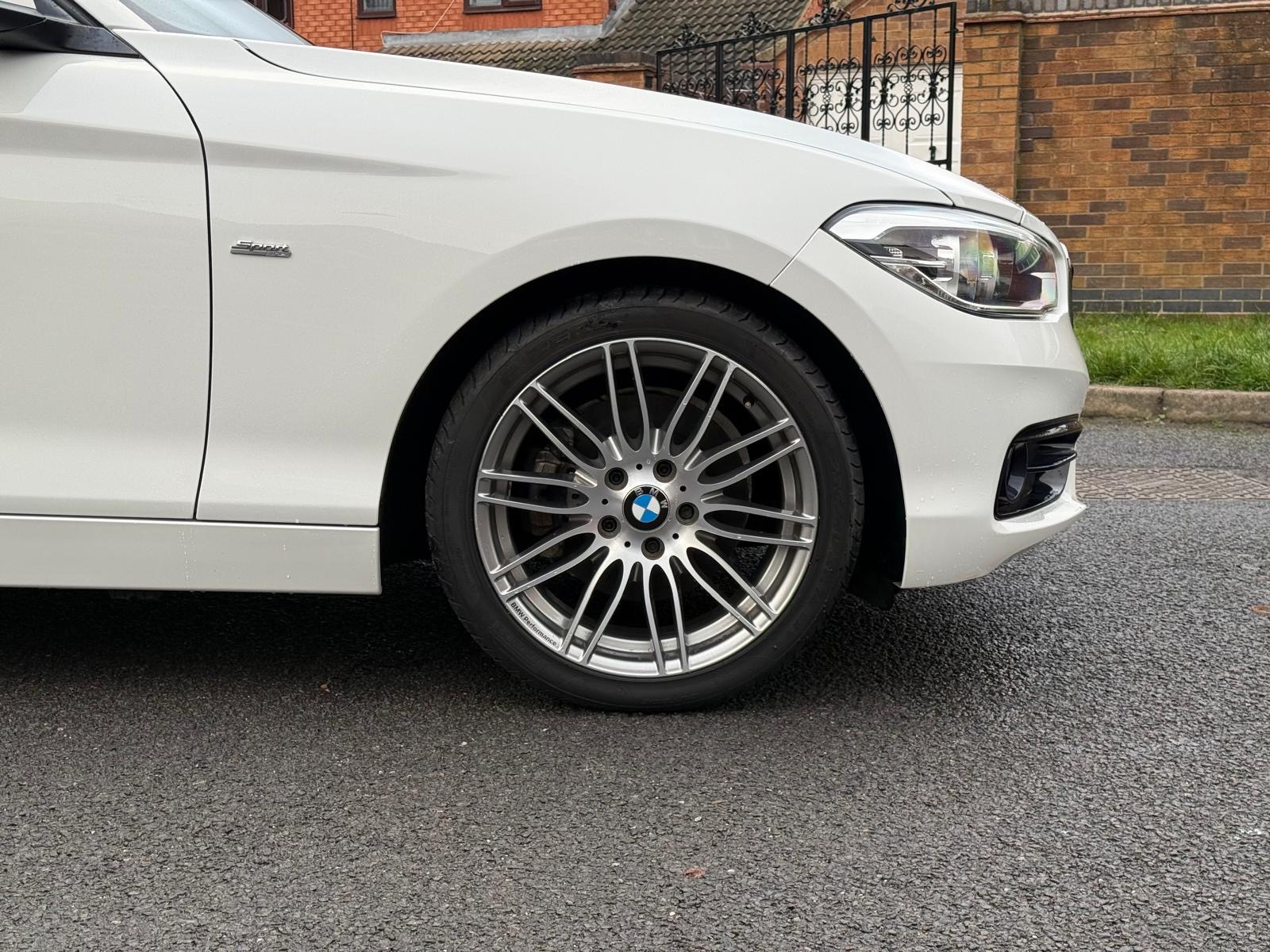 BMW 118d - rear view
